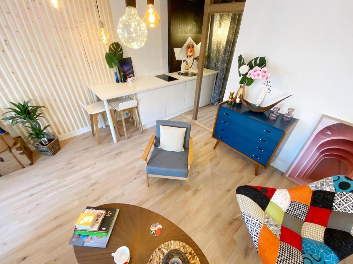 Marie Et Brieuc _ Duplex Lumineux Colore Atypique Face Cathedrale 圣布里厄 外观 照片