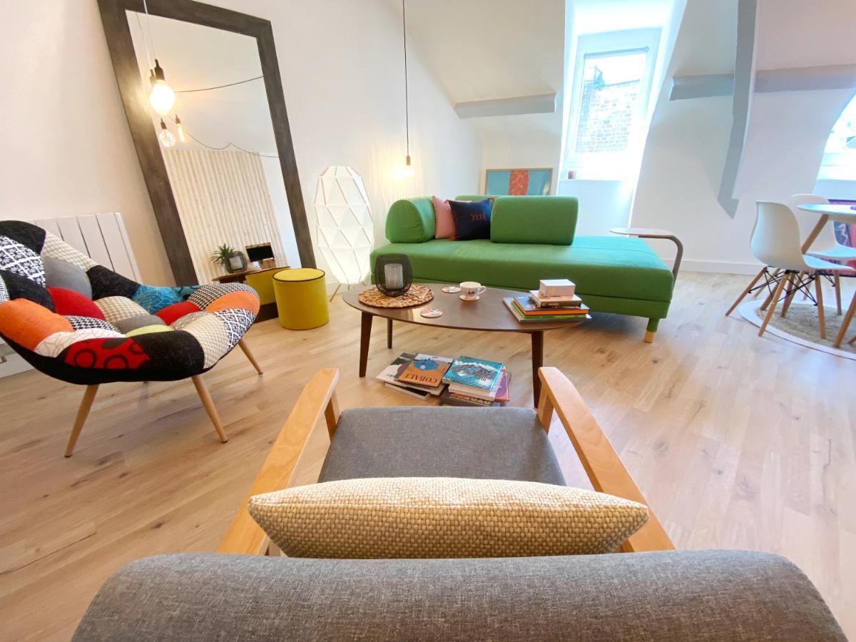Marie Et Brieuc _ Duplex Lumineux Colore Atypique Face Cathedrale 圣布里厄 外观 照片